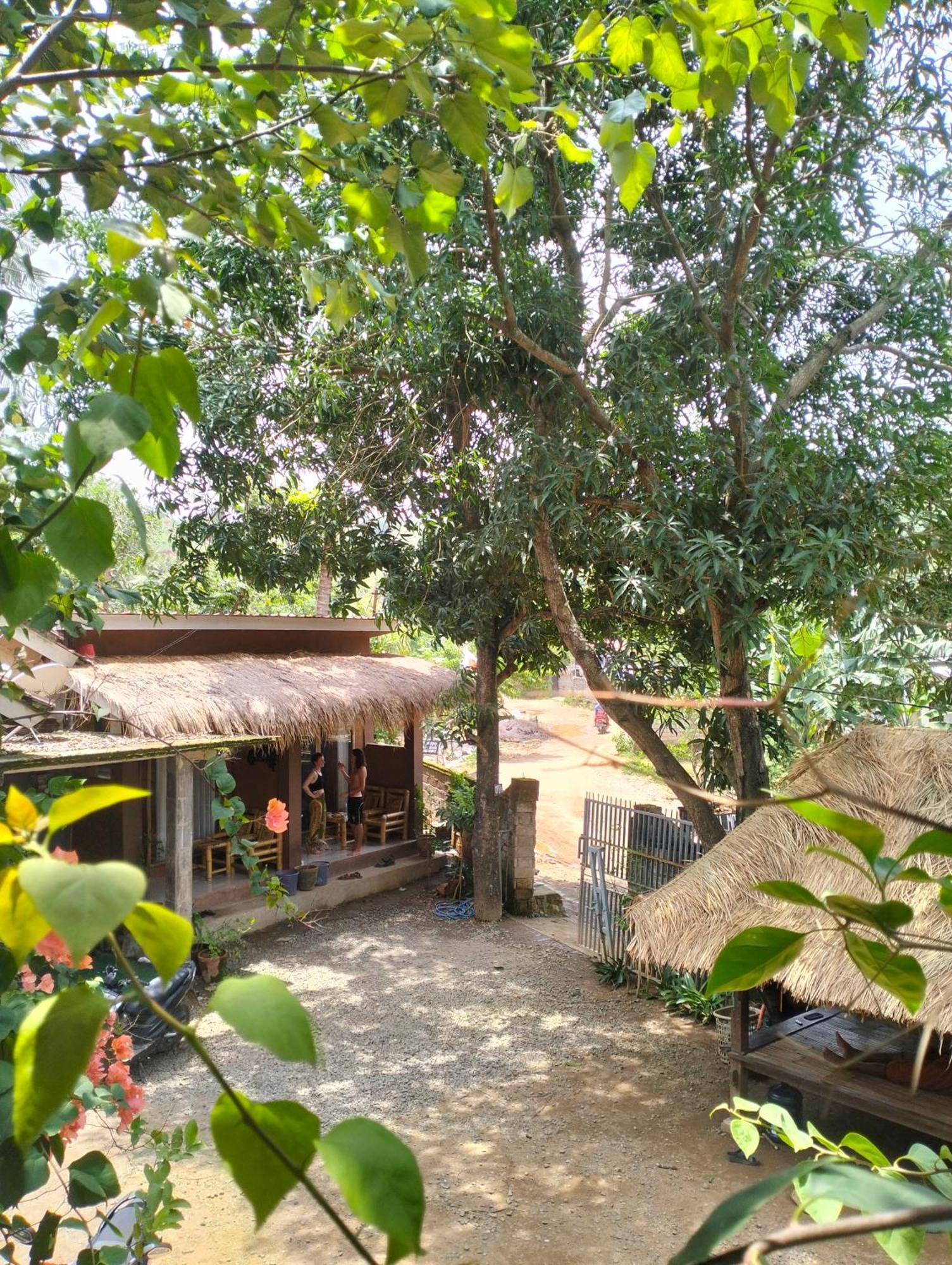 Fullmoon Homestay Kuta  Εξωτερικό φωτογραφία