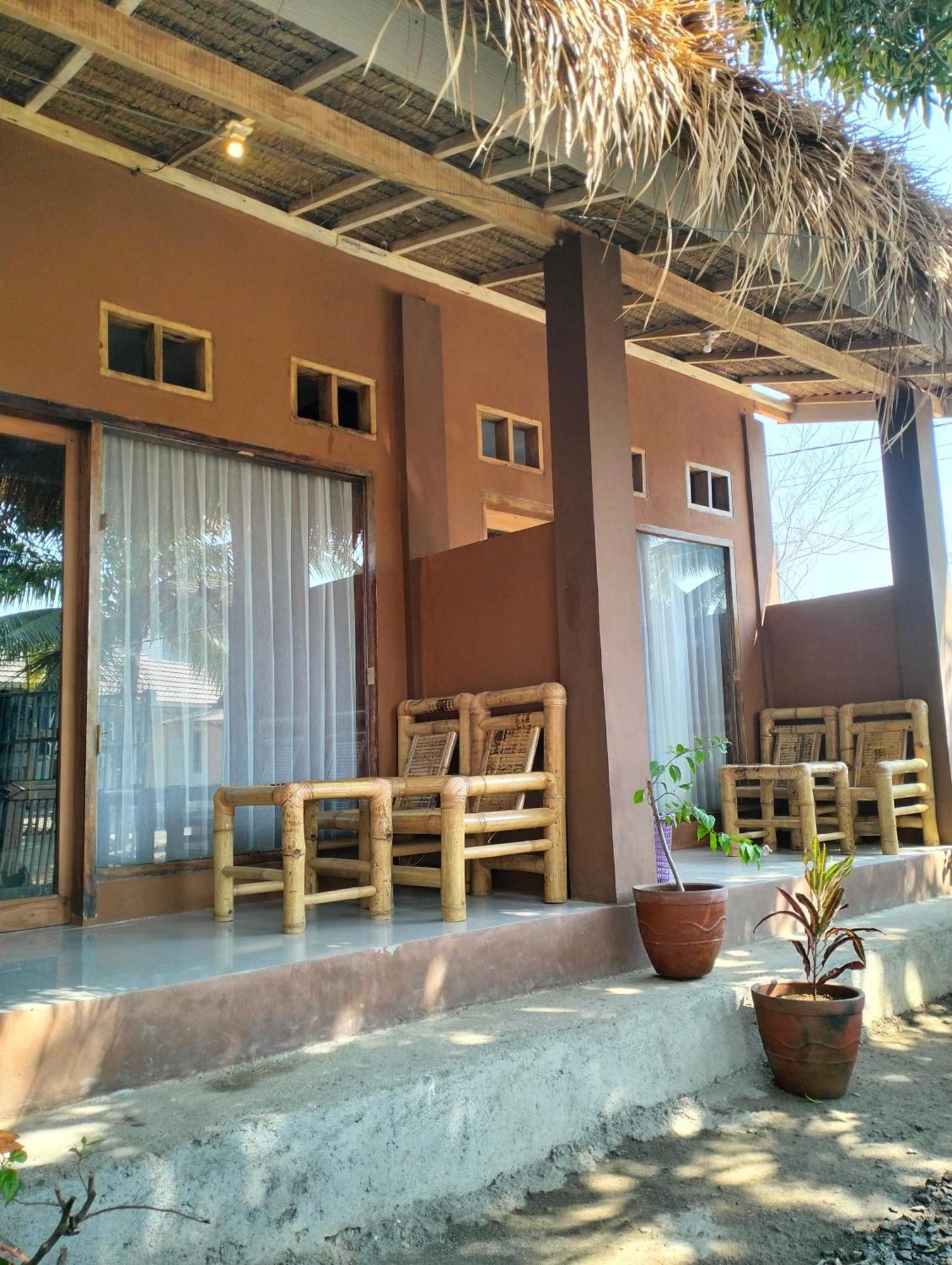 Fullmoon Homestay Kuta  Εξωτερικό φωτογραφία