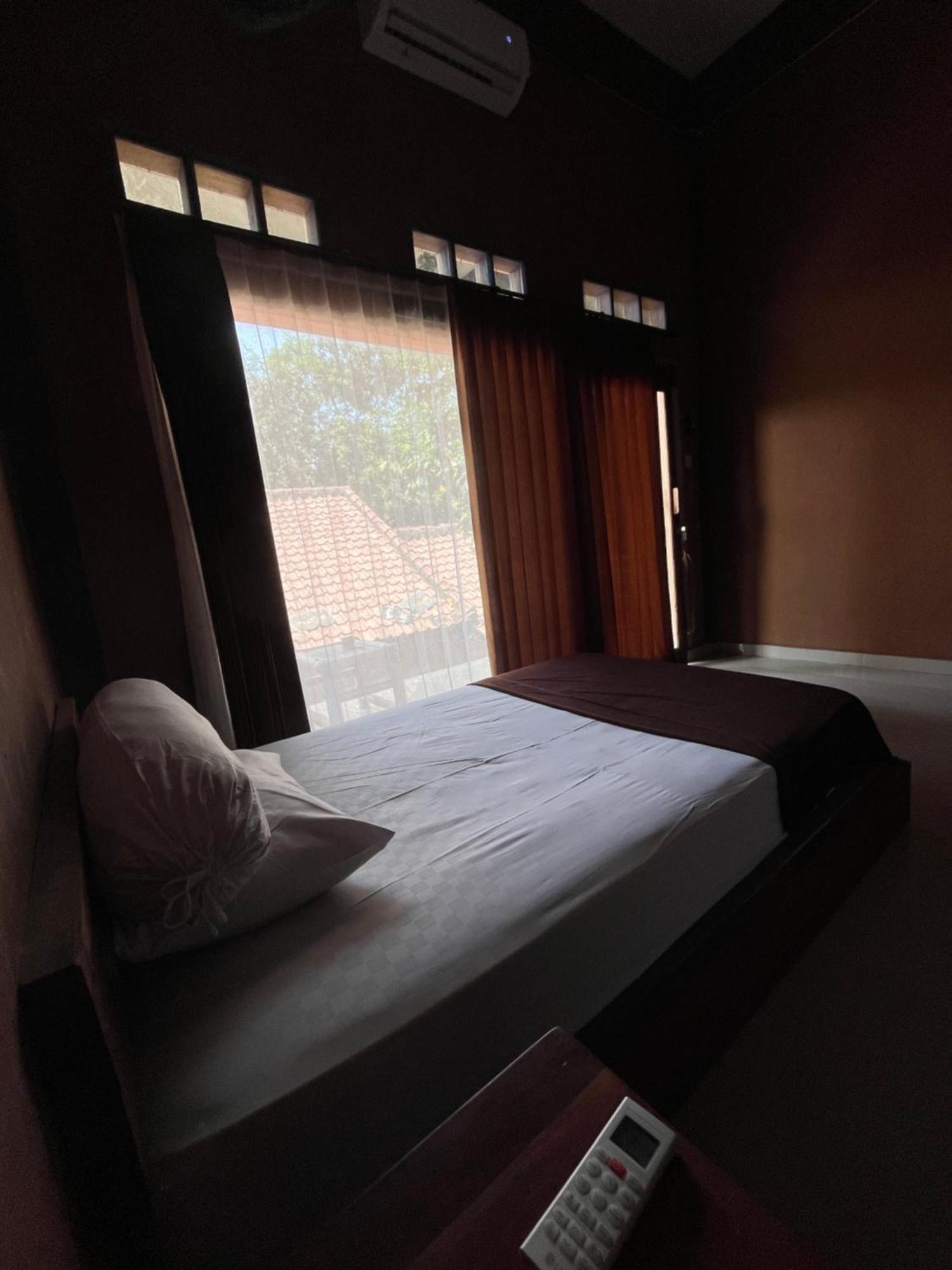 Fullmoon Homestay Kuta  Εξωτερικό φωτογραφία